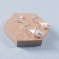 Silver Pearl Claw Studs